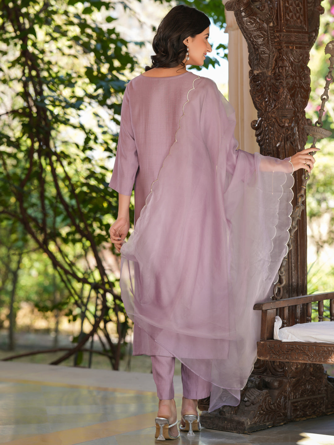 Janasya Women's Lavender Silk Blend Embroidered Straight Kurta Set