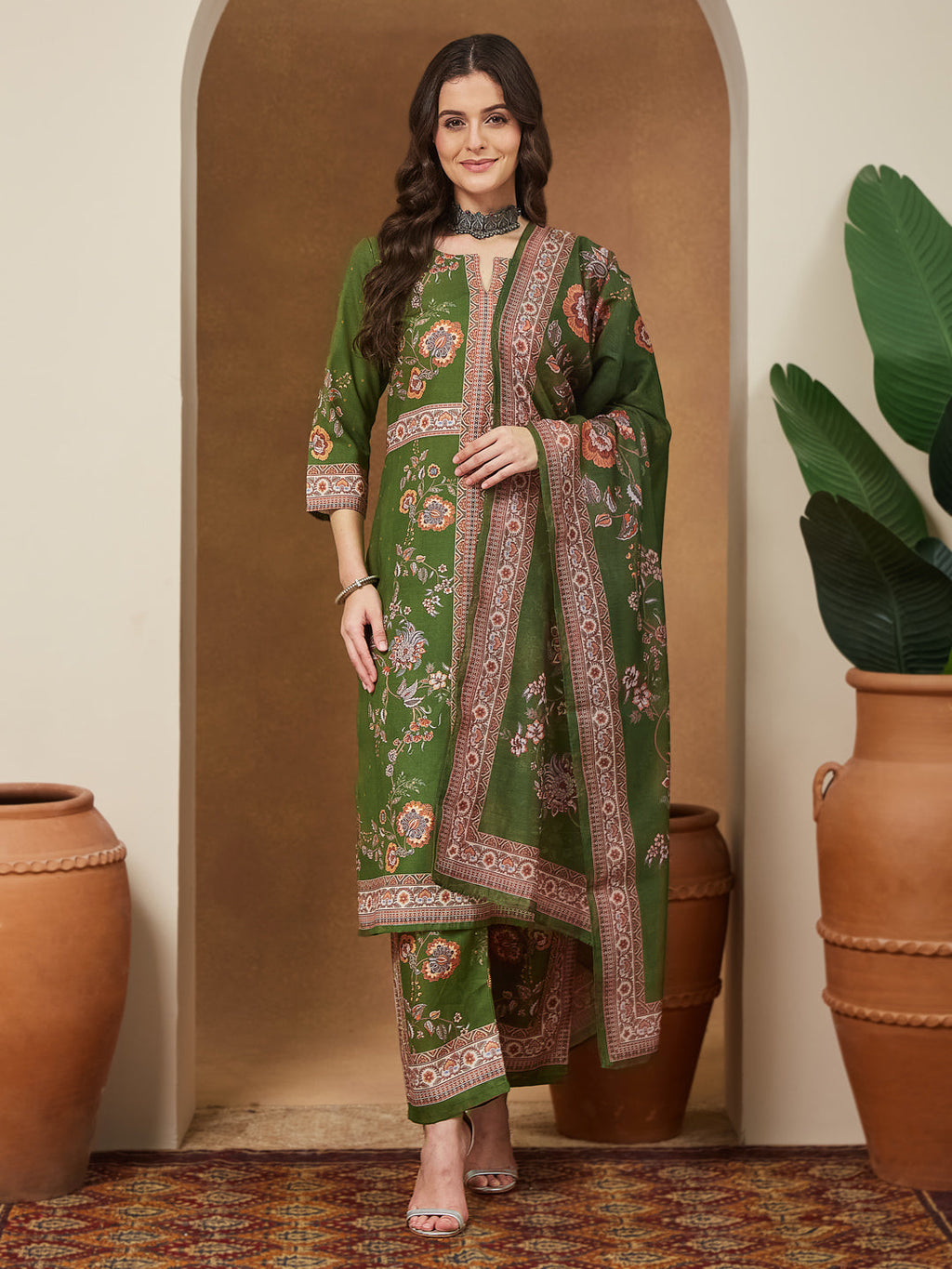 Janasya Women's Mehendi Green Cotton Blend Floral Printed Straight Kurta Set